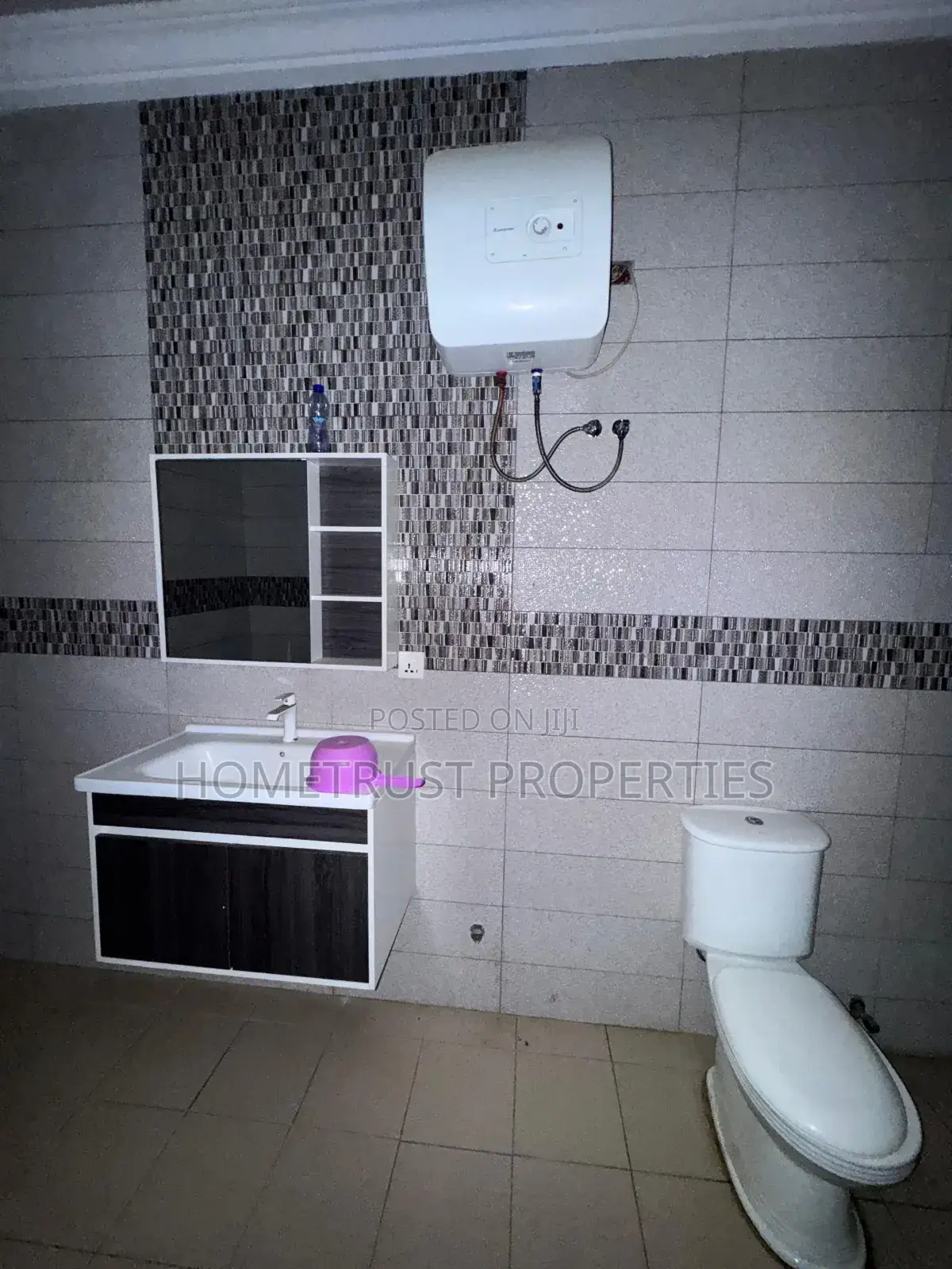 4bdrm House in Hometrust Properties, Kwabenya for sale