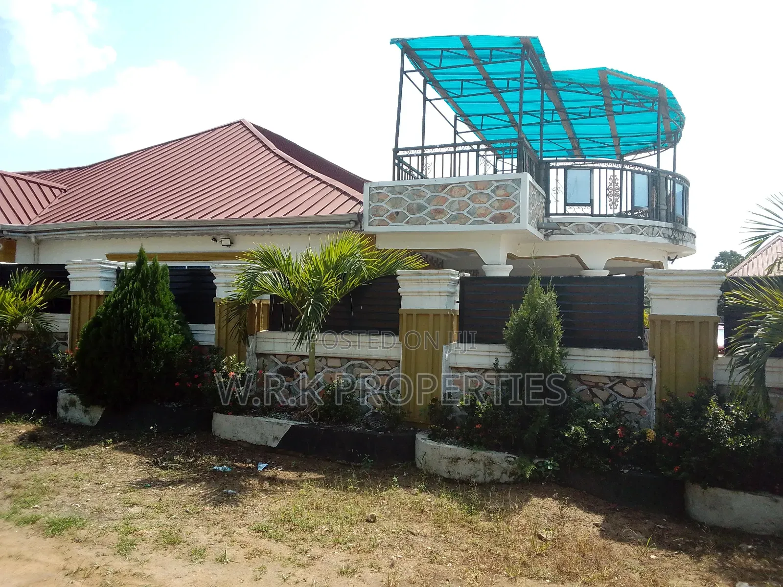 4bdrm House in Kotech, New-Juaben Municipal for rent