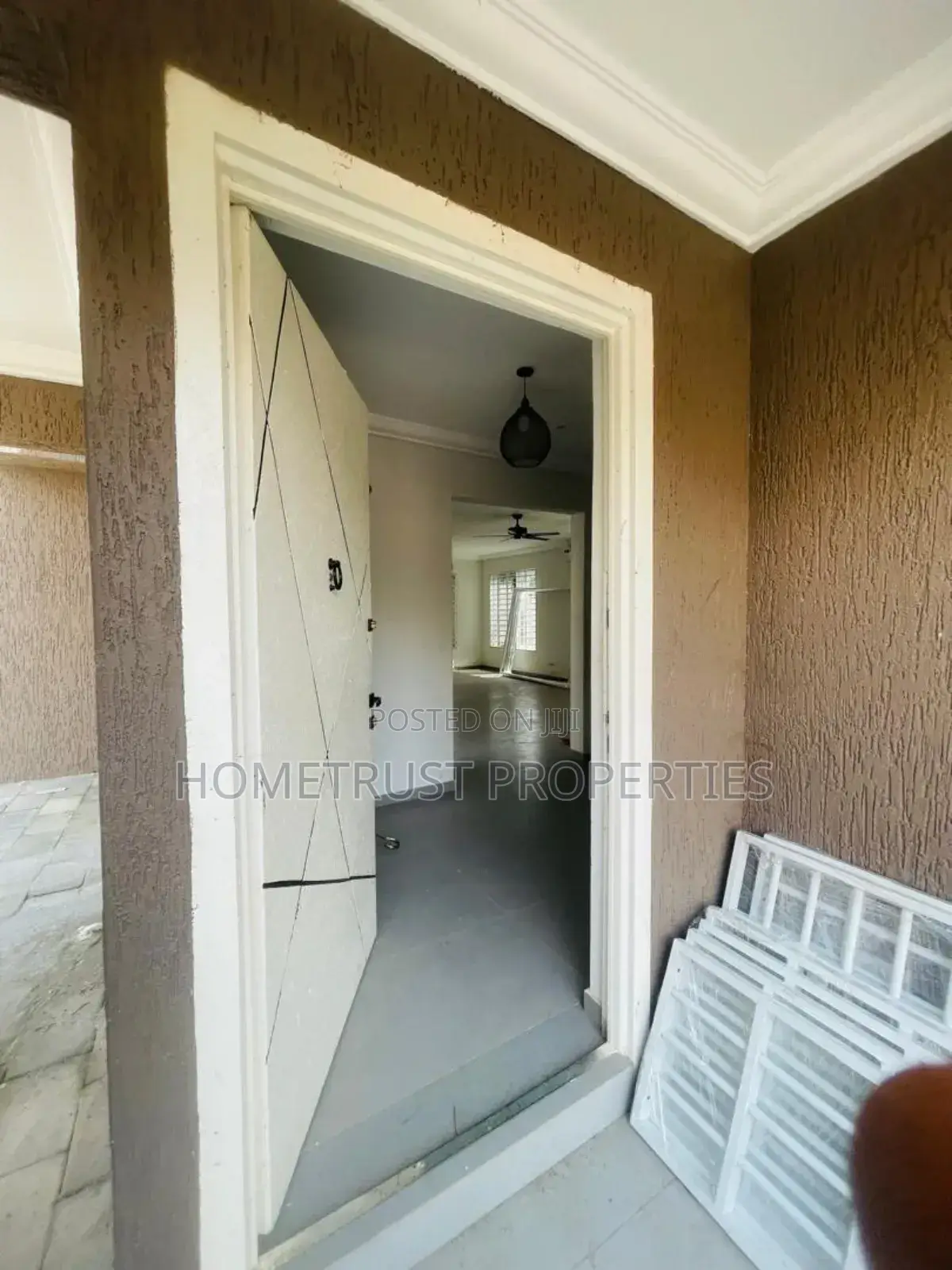 3bdrm Duplex in Hometrust Properties, Ga West Municipal for sale