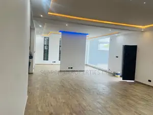 5bdrm House in Adenta for sale