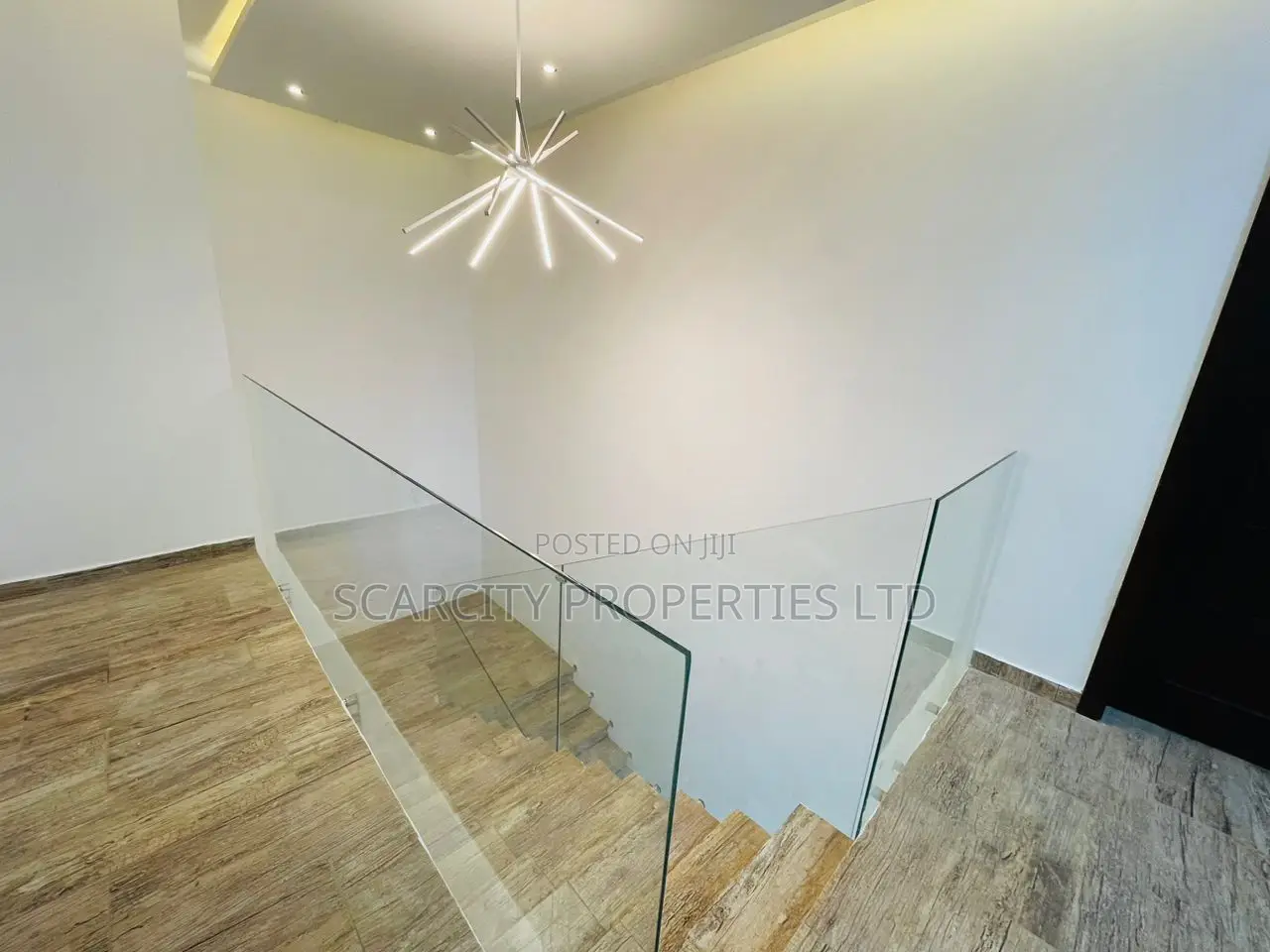 5bdrm House in Adenta for sale
