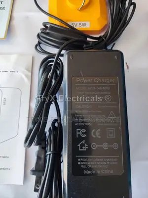 300w Solar Power Station + 60w Solar Panel + Accessories
