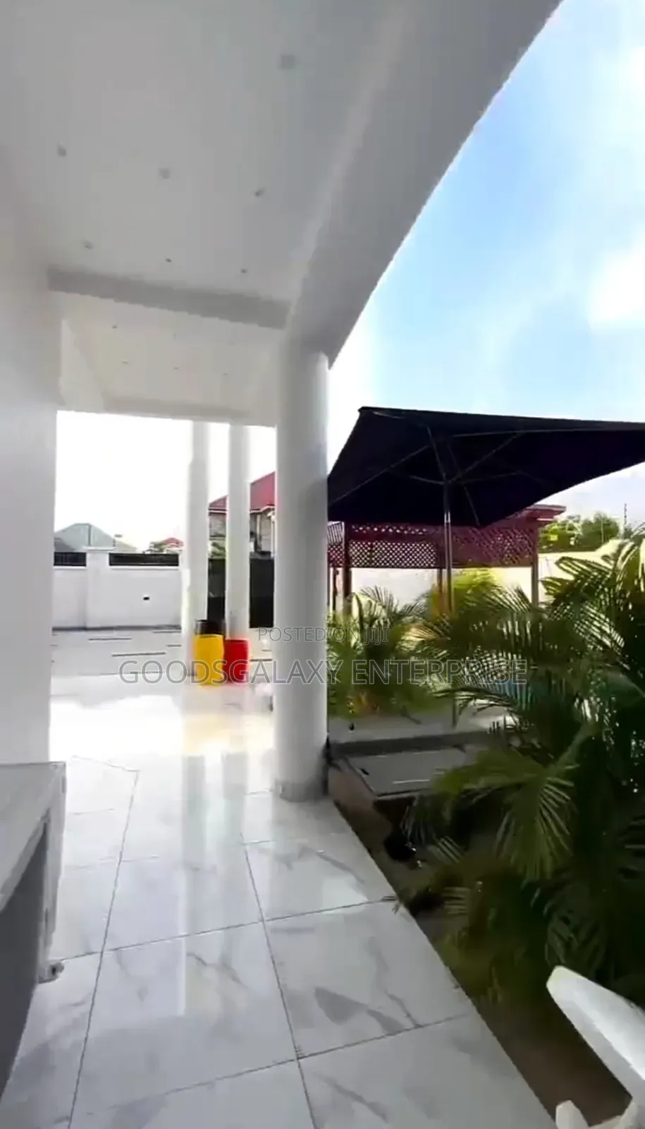 Furnished 10bdrm Mansion in Accra Metropolitan for sale
