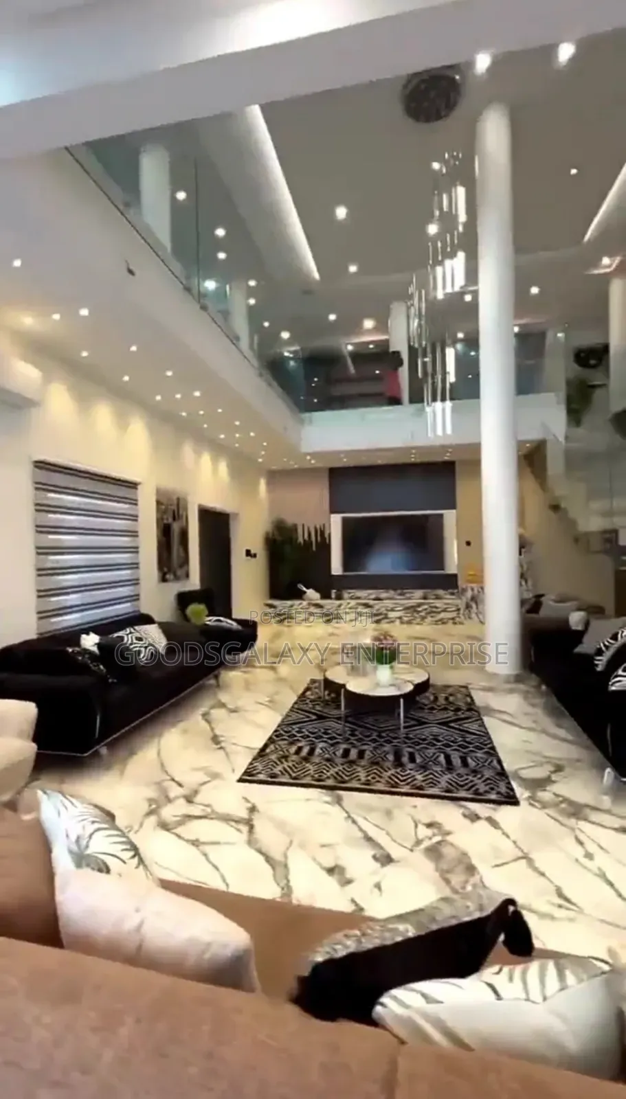 Furnished 10bdrm Mansion in Accra Metropolitan for sale