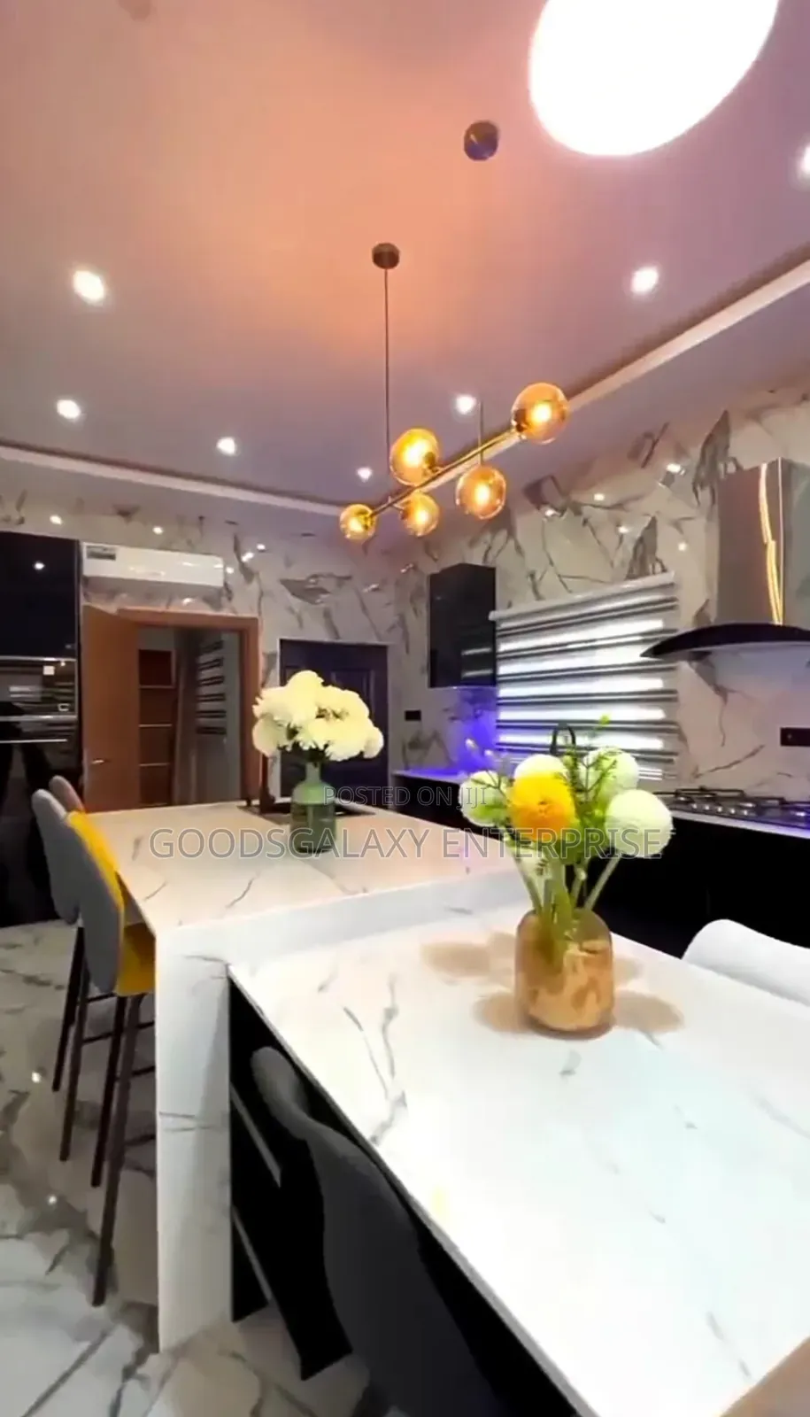 Furnished 10bdrm Mansion in Accra Metropolitan for sale