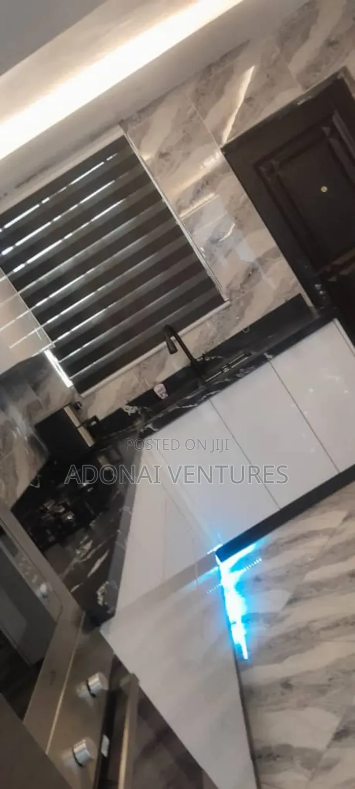 Furnished 6bdrm House in Ahinsan Estate, Kumasi Metropolitan for sale