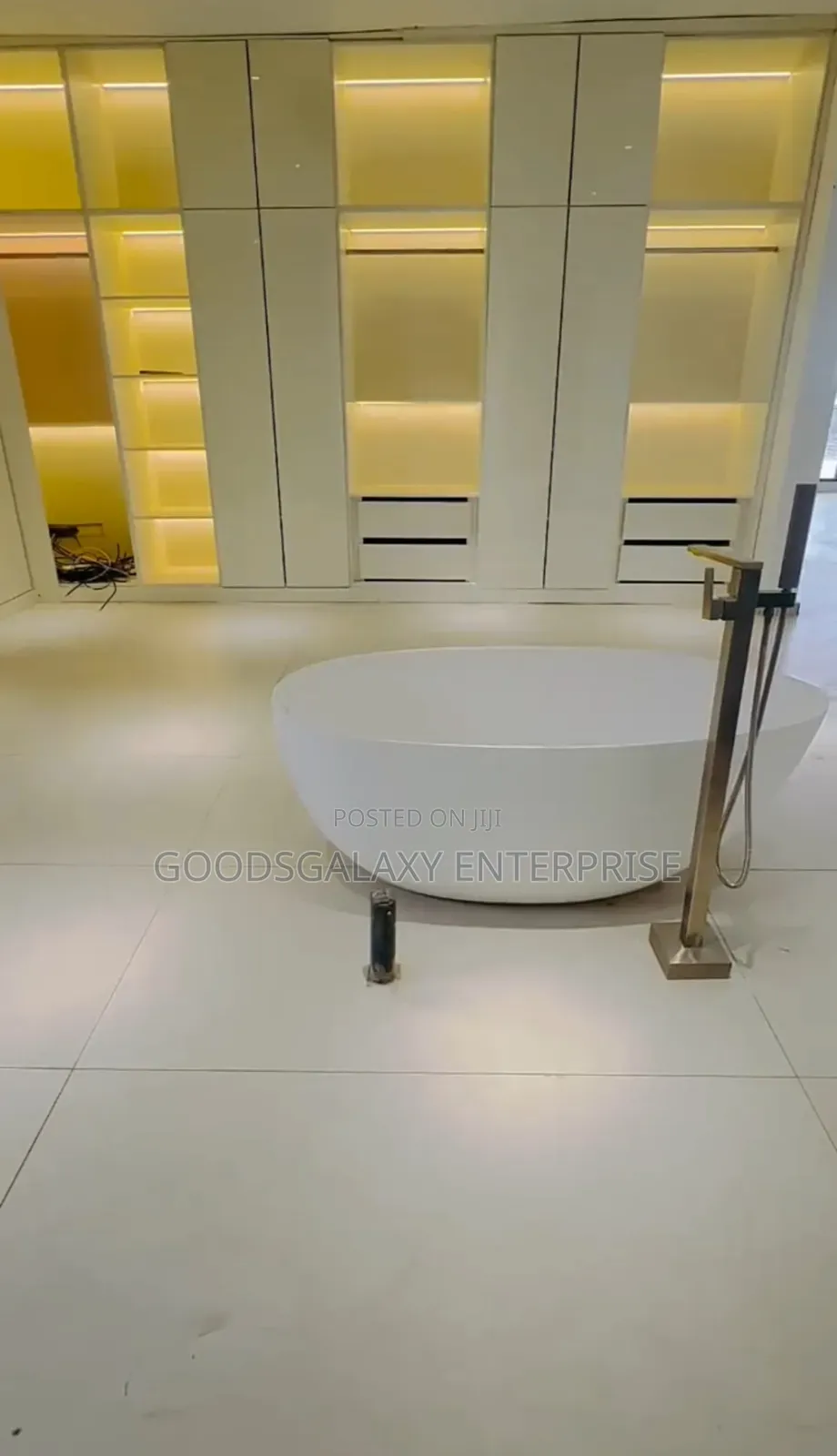 5bdrm Mansion in Accra Metropolitan for sale