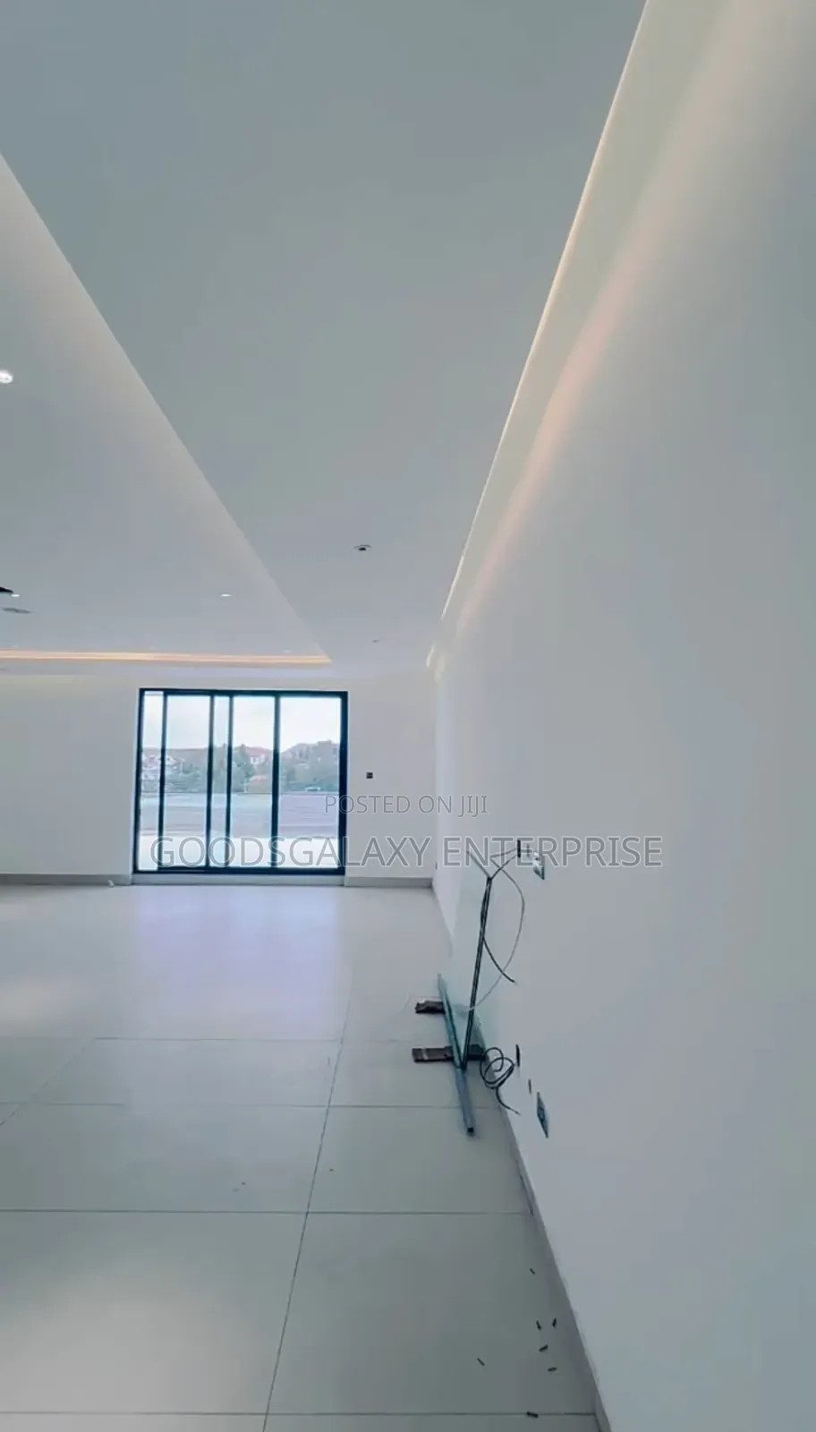 5bdrm Mansion in Accra Metropolitan for sale