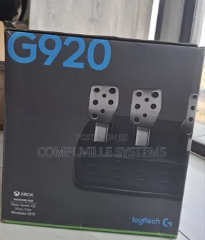 Logitech G920 Racing Wheel and Pedal
