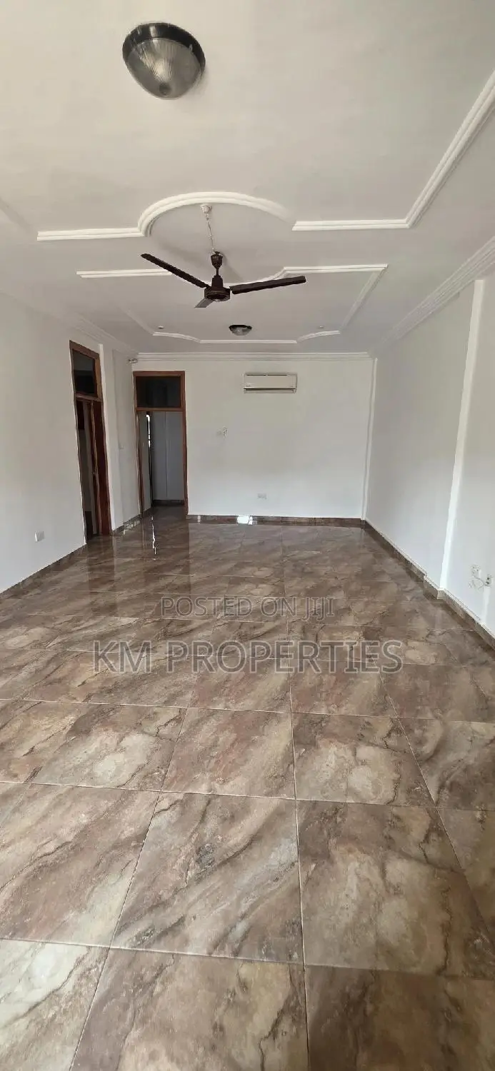 2bdrm Apartment in Haasto, Legon, Haatso for rent