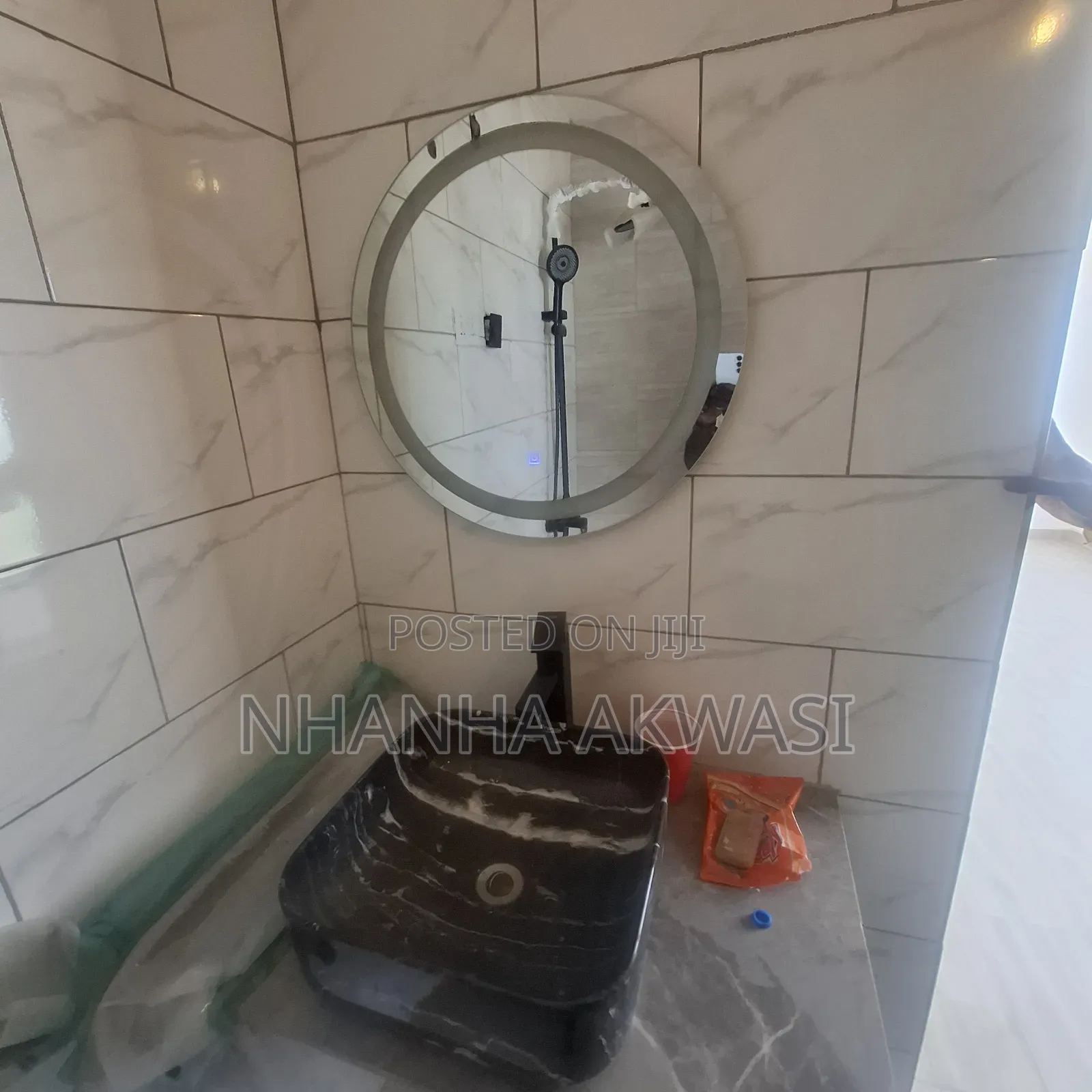 4bdrm House in Community 12, Tema Metropolitan for rent
