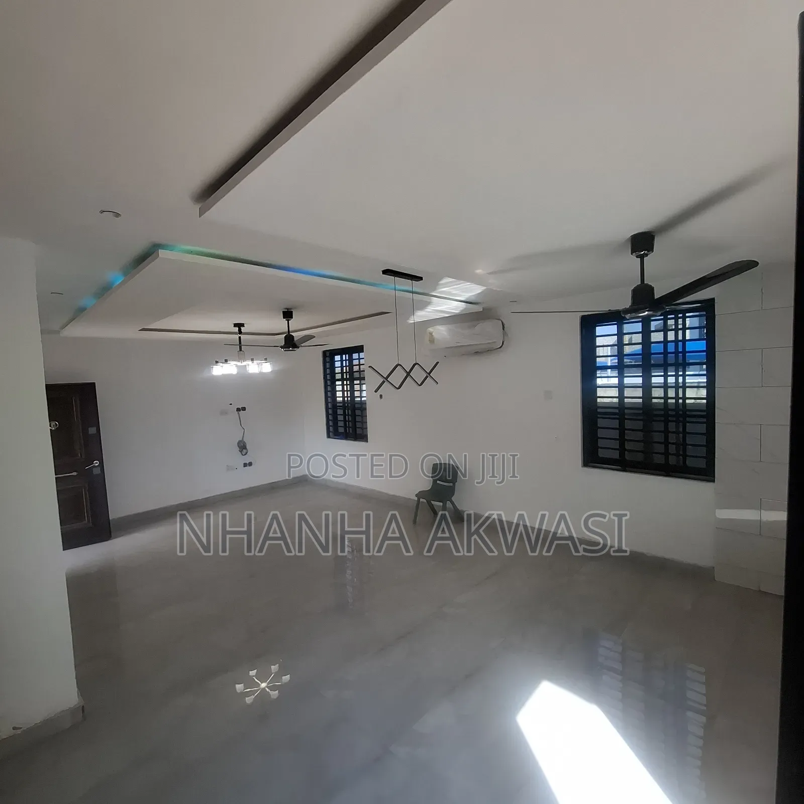 4bdrm House in Community 12, Tema Metropolitan for rent