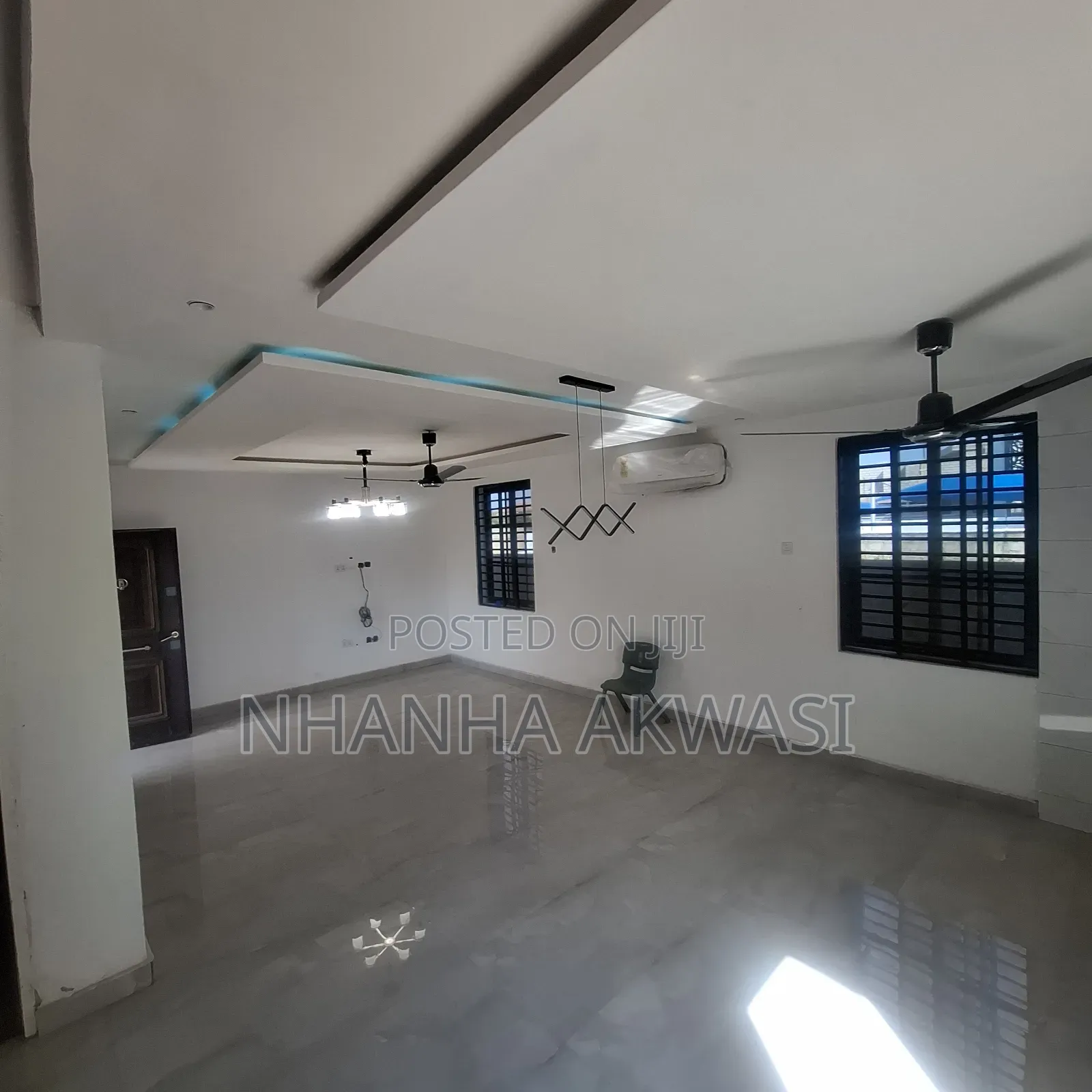 4bdrm House in Community 12, Tema Metropolitan for rent