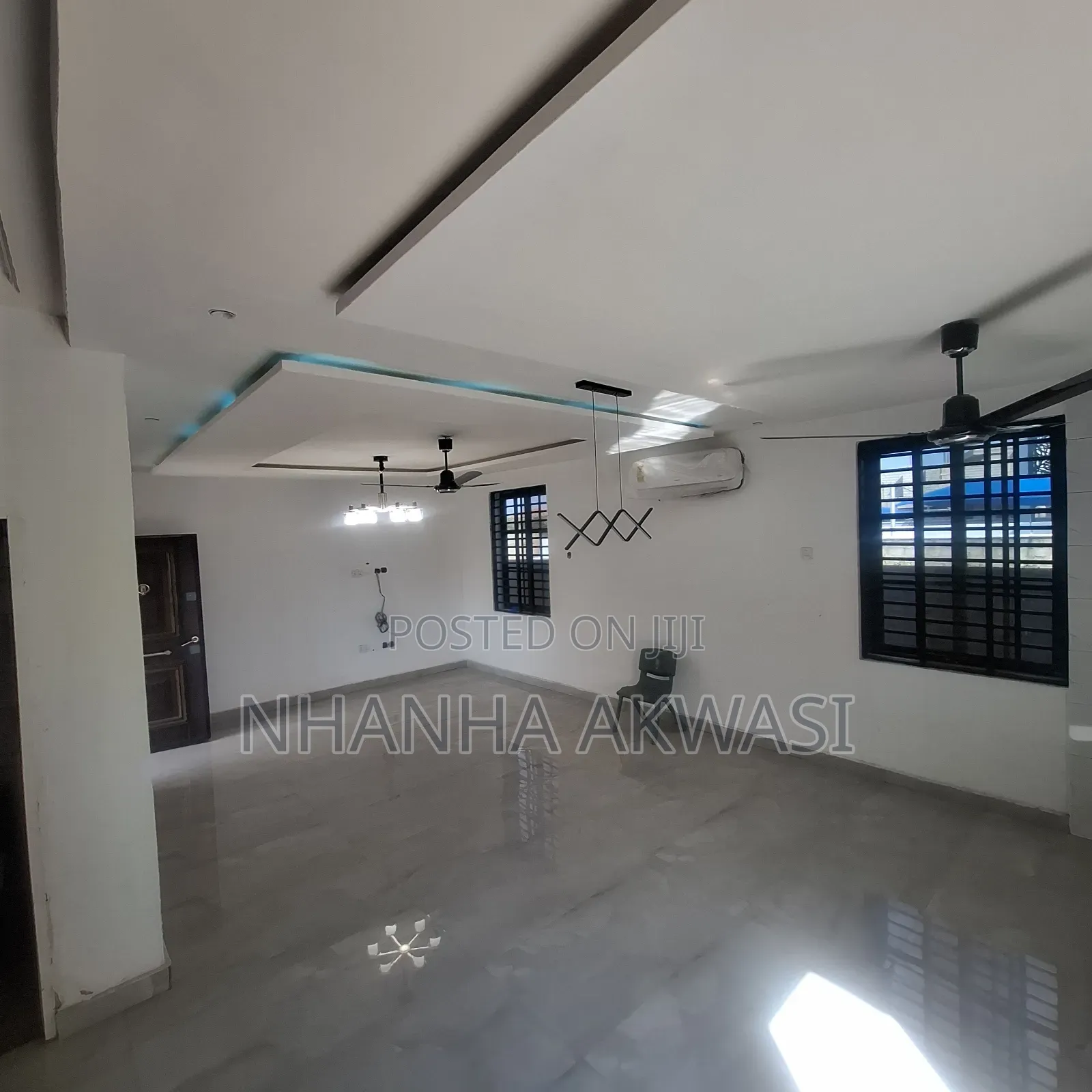 4bdrm House in Community 12, Tema Metropolitan for rent
