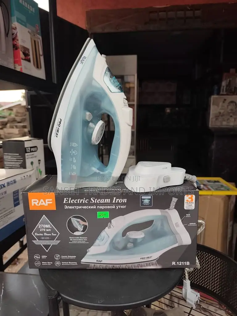 Raf Steam Iron