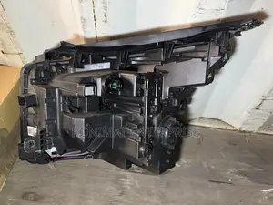 2021 Hyundai Santa Fe Headlight - Right Side