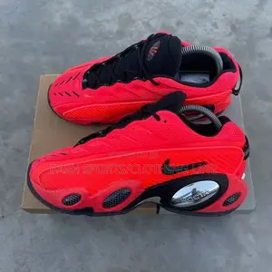 Nike Nocta