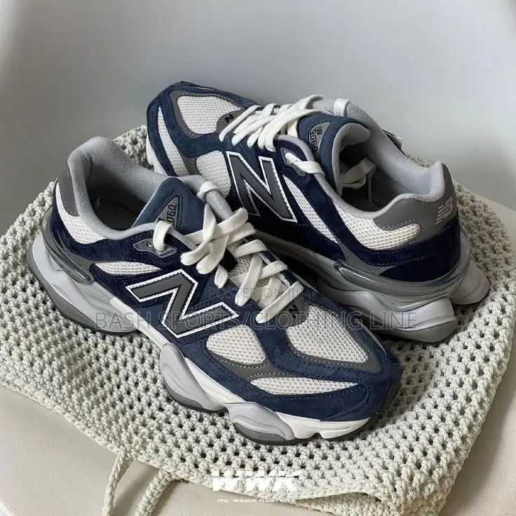 New Balance 1000