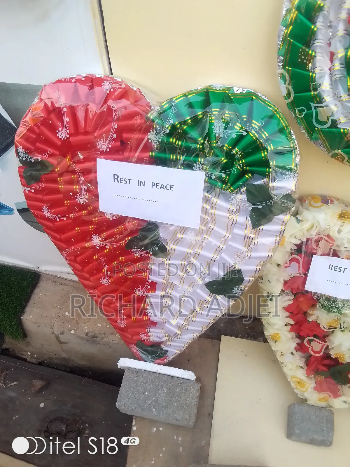Funual Docuration Wreath
