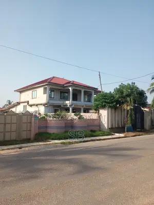 7bdrm House in Pentecost University for sale