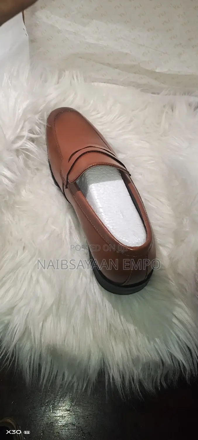 Men Black Loafer