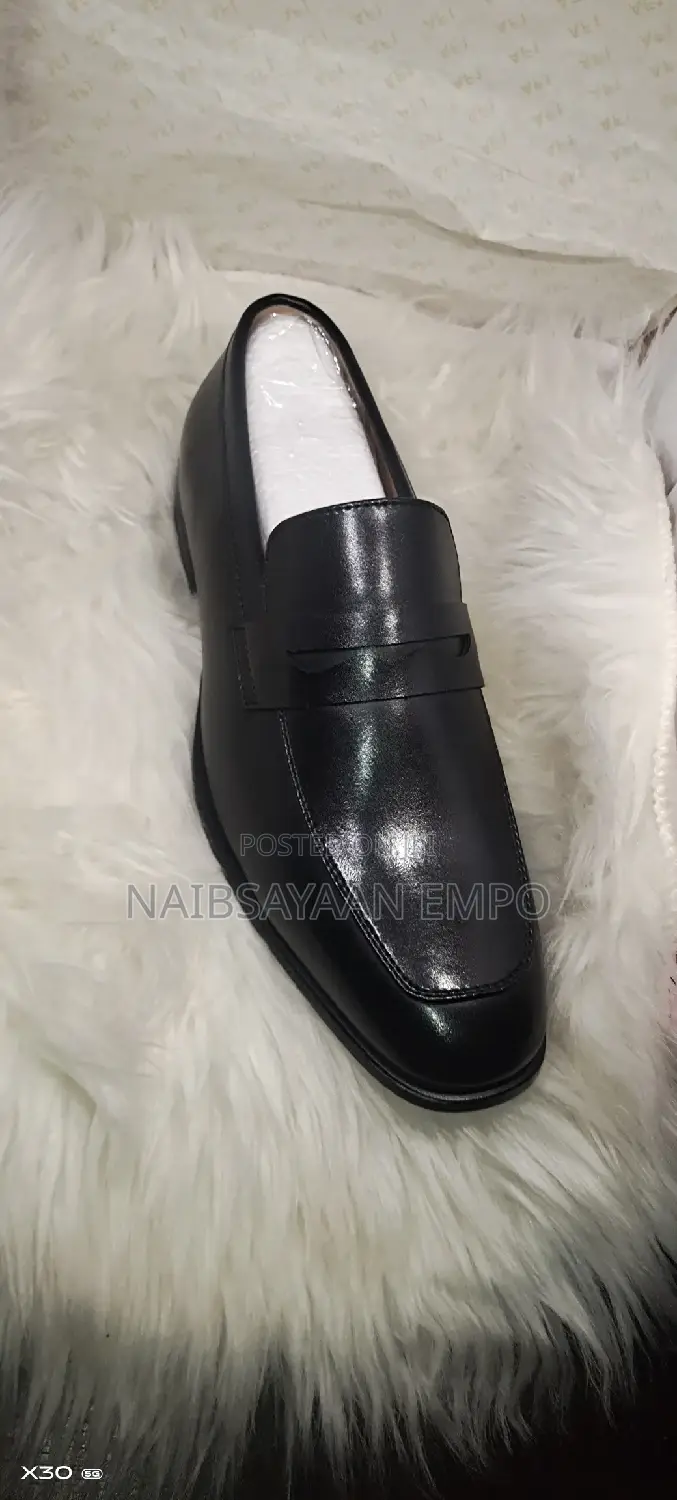 Men Black Loafer