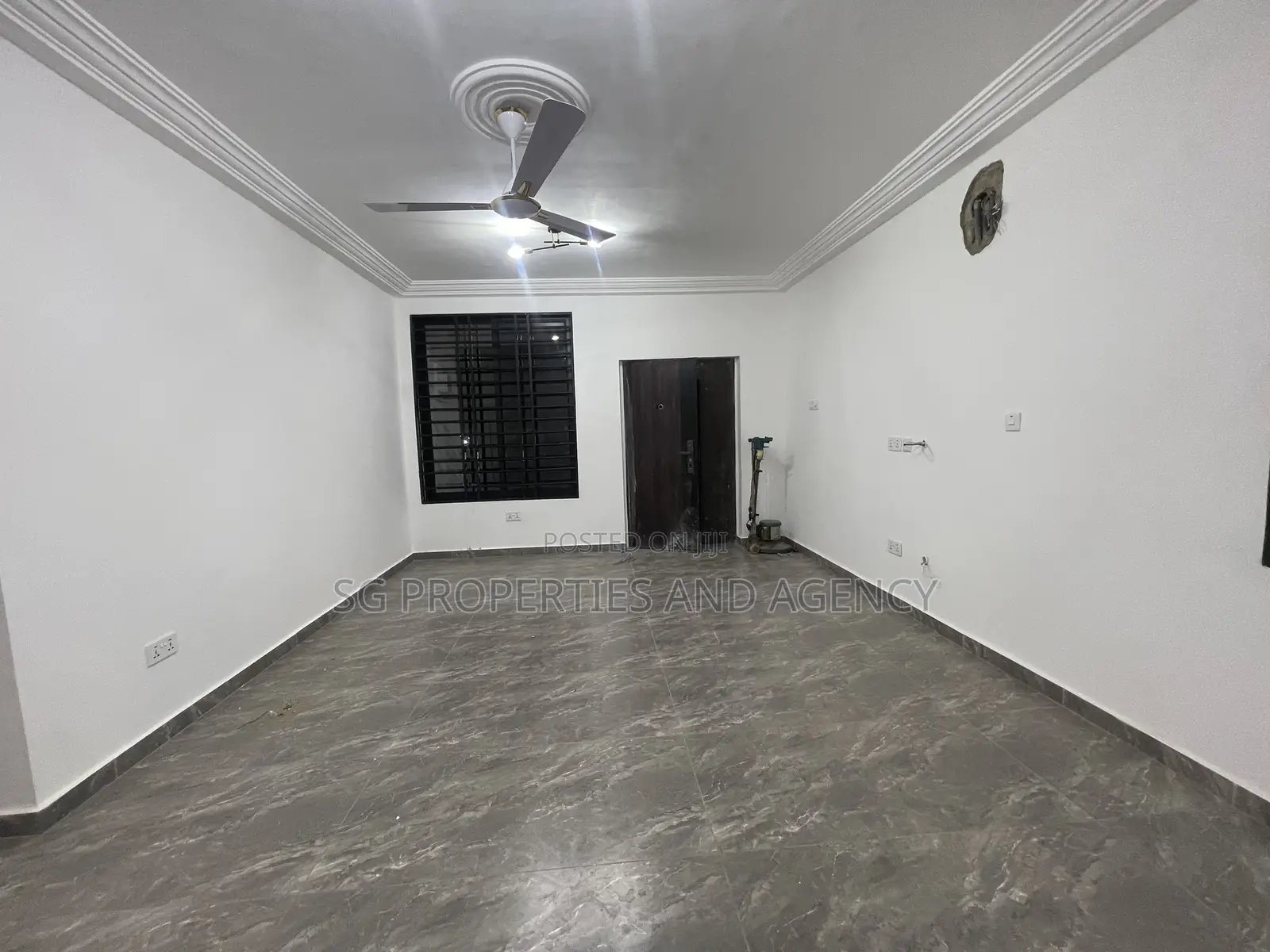 1bdrm Apartment in Lashibi, Sakumono for rent