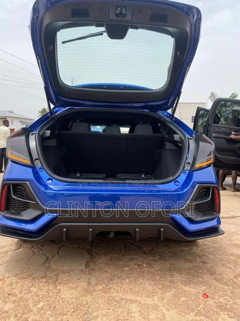 Honda Civic Sport Hatchback 2018 Blue