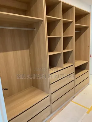 Modern Closet Made With High-Quality Materials