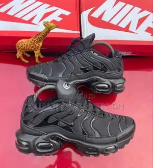 Nike Tn Black