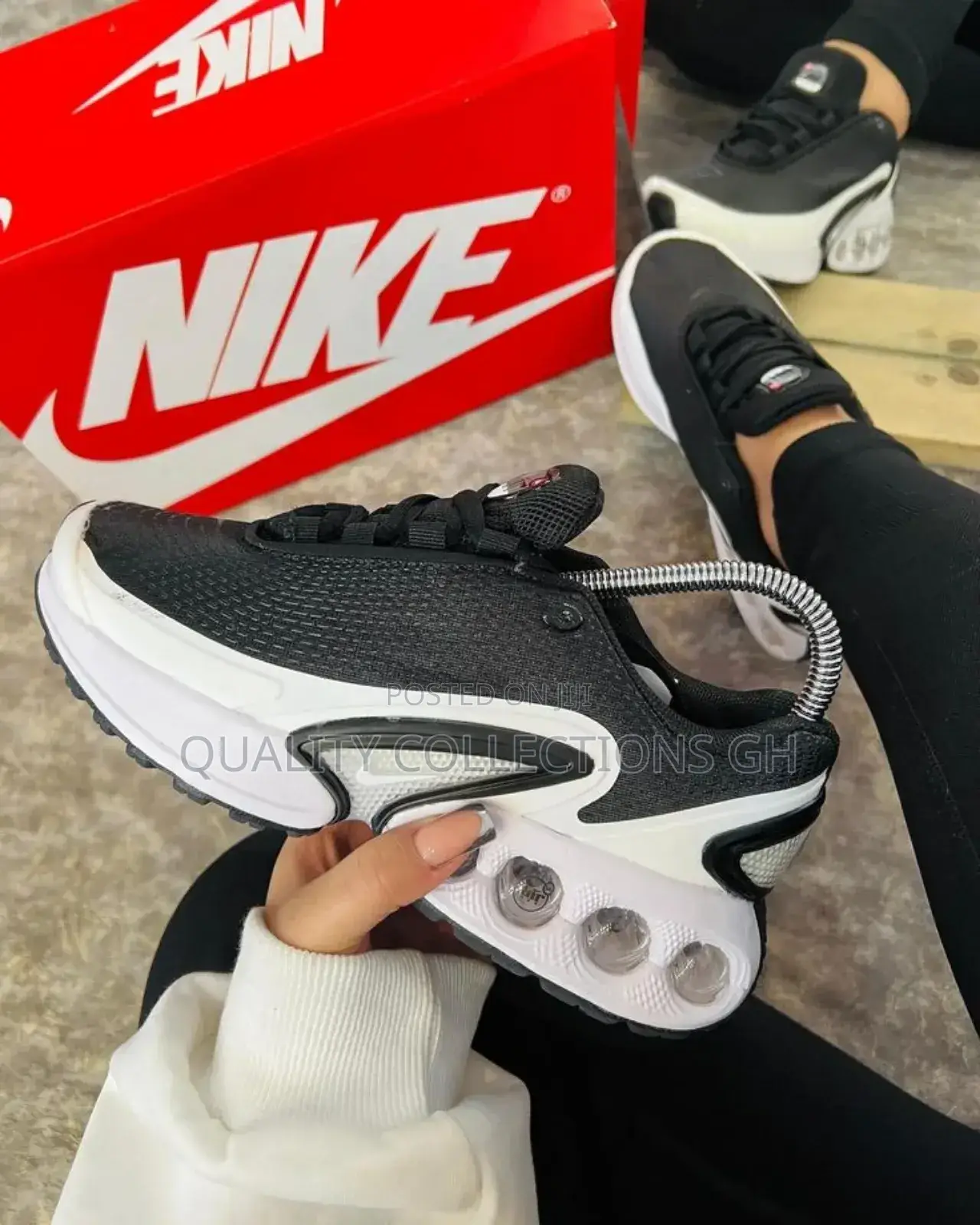 Nike Airmax Dn Black and White
