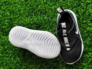 Nike Flex Runner