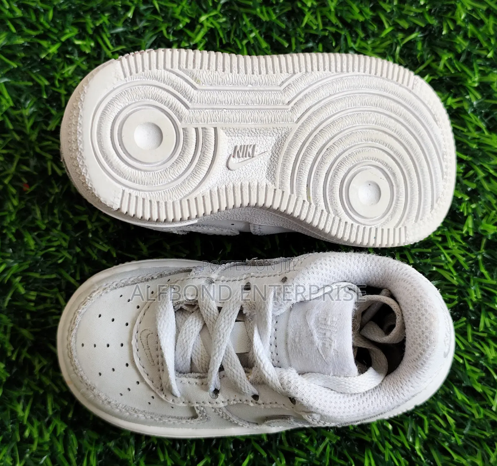 White Nike Court Borough Low 2