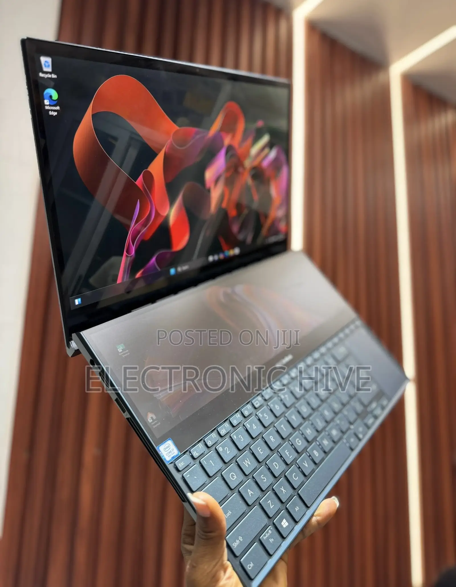 Laptop Asus Zenbook Duo 14 16GB Intel Core I7 SSD 1T