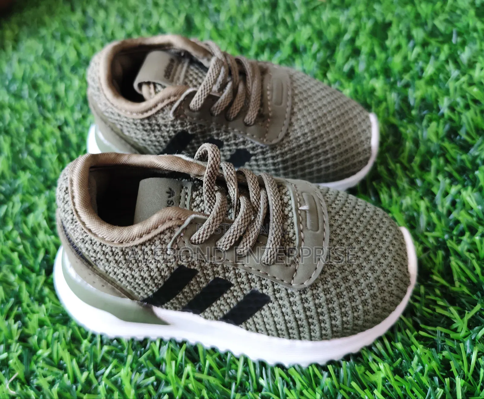 Adidas U_path Run