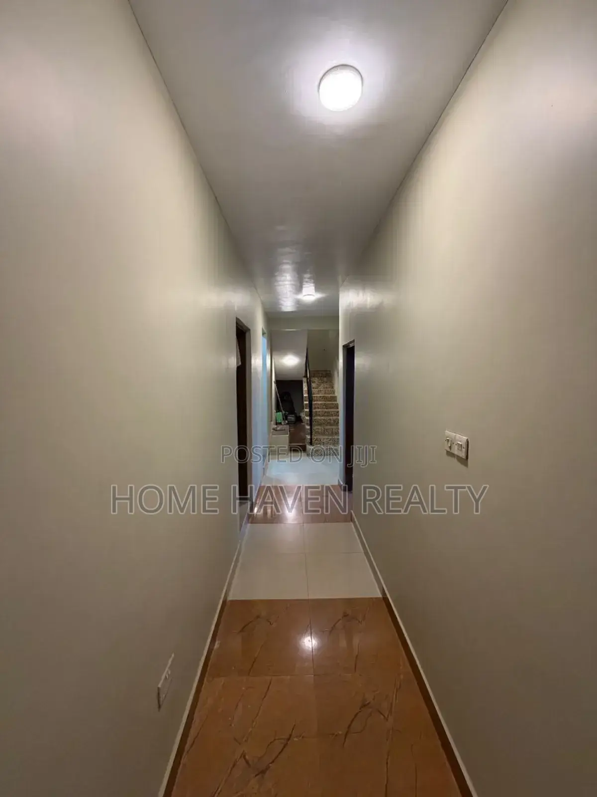 5bdrm House in Weija Hills for sale