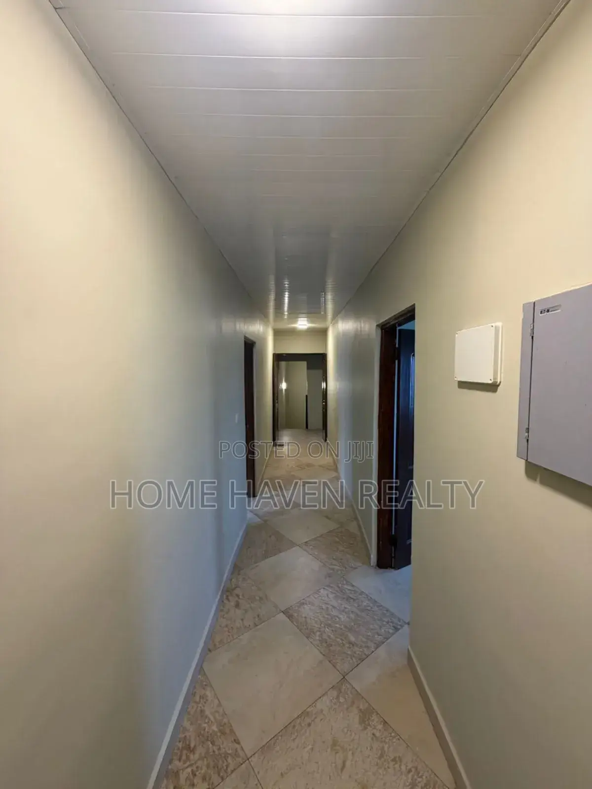 5bdrm House in Weija Hills for sale