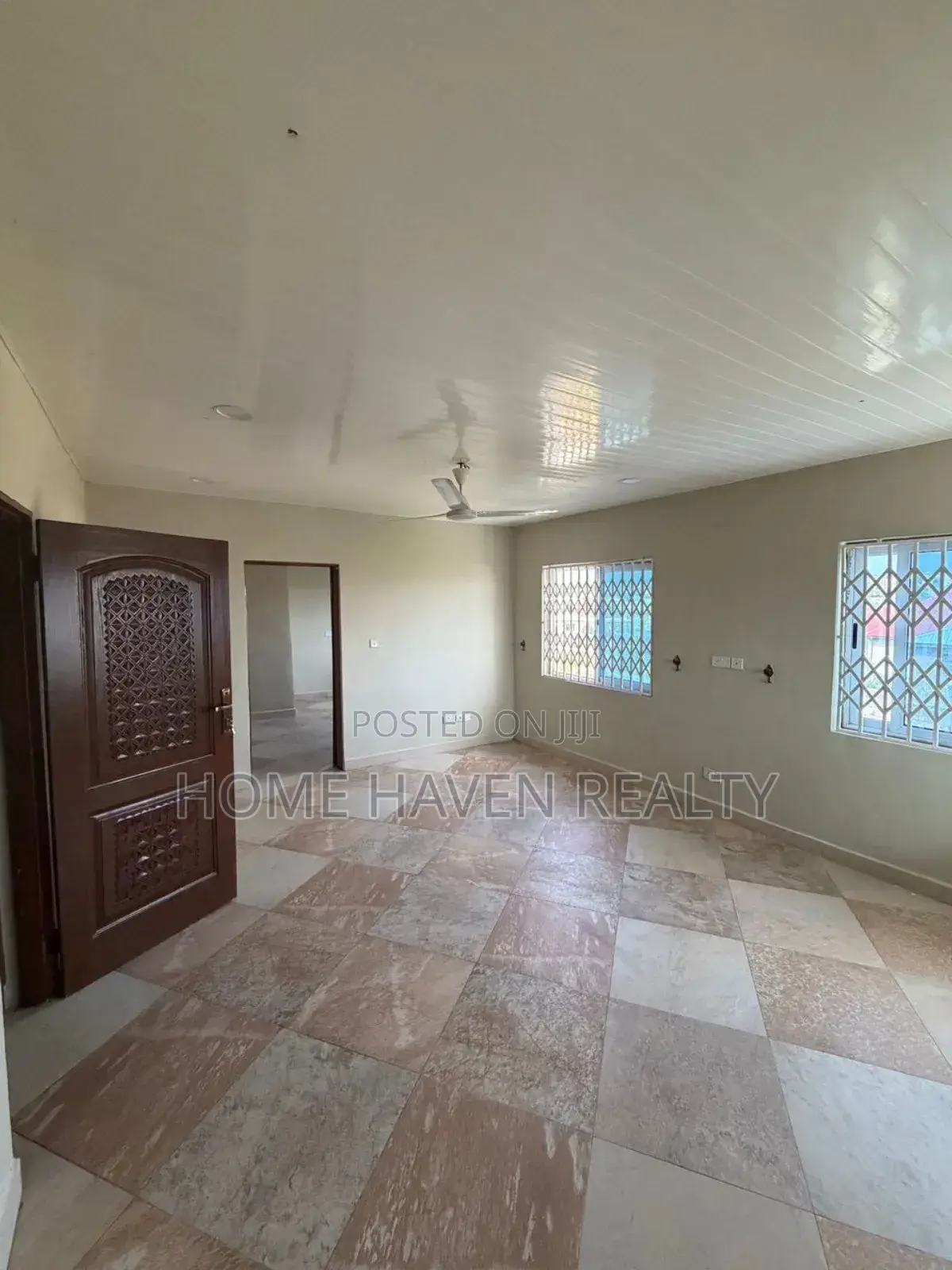 5bdrm House in Weija Hills for sale