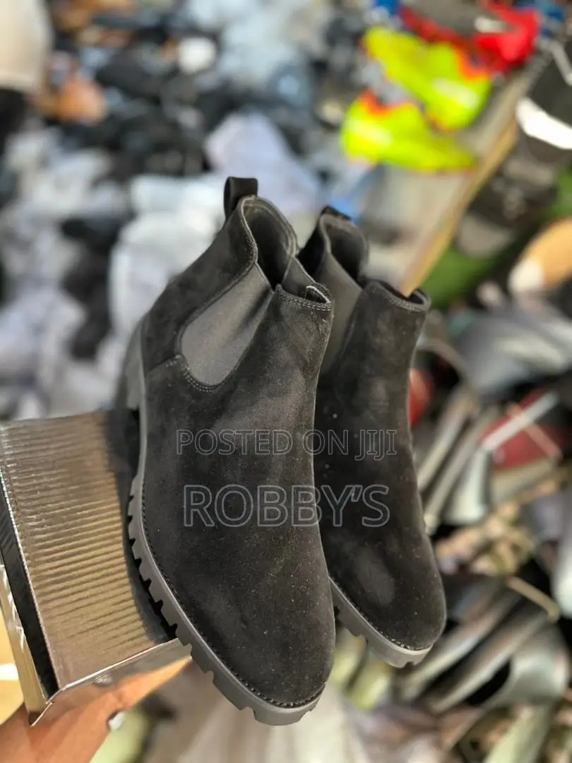 Sneakers Hub