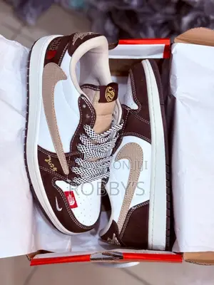 Sneakers Hub