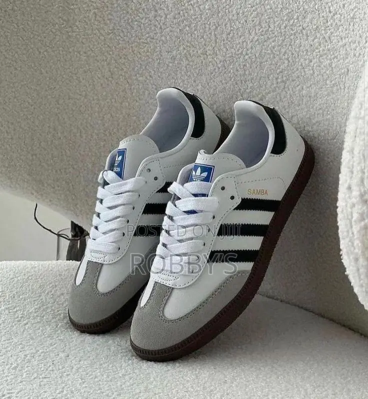 Sneakers Hub