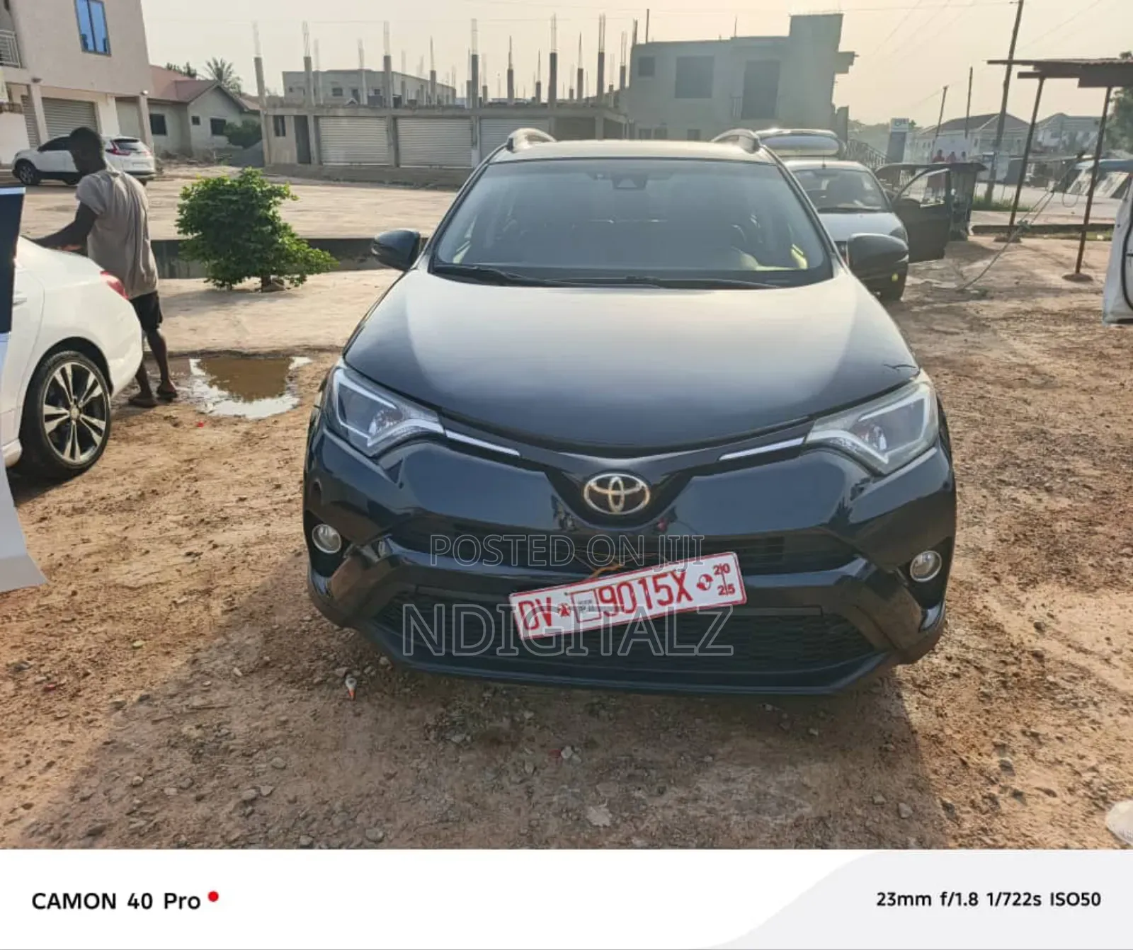 Toyota RAV4 XLE 4dr SUV (2.5L 4cyl 6A) 2018 Black