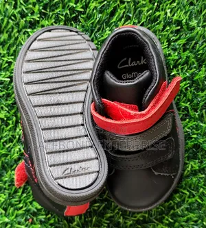 Clarks Glomove