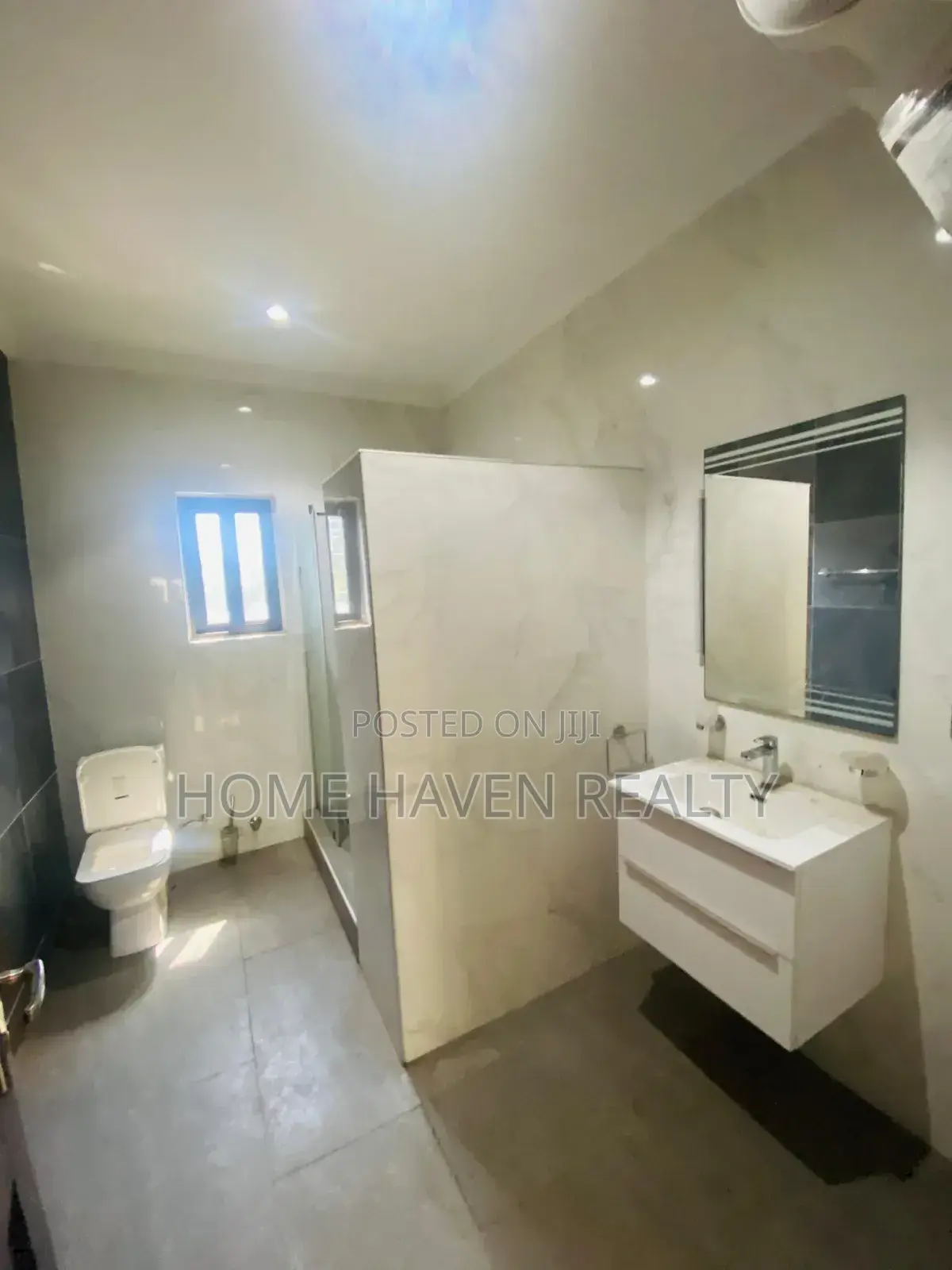3bdrm House in Dzorwulu for rent