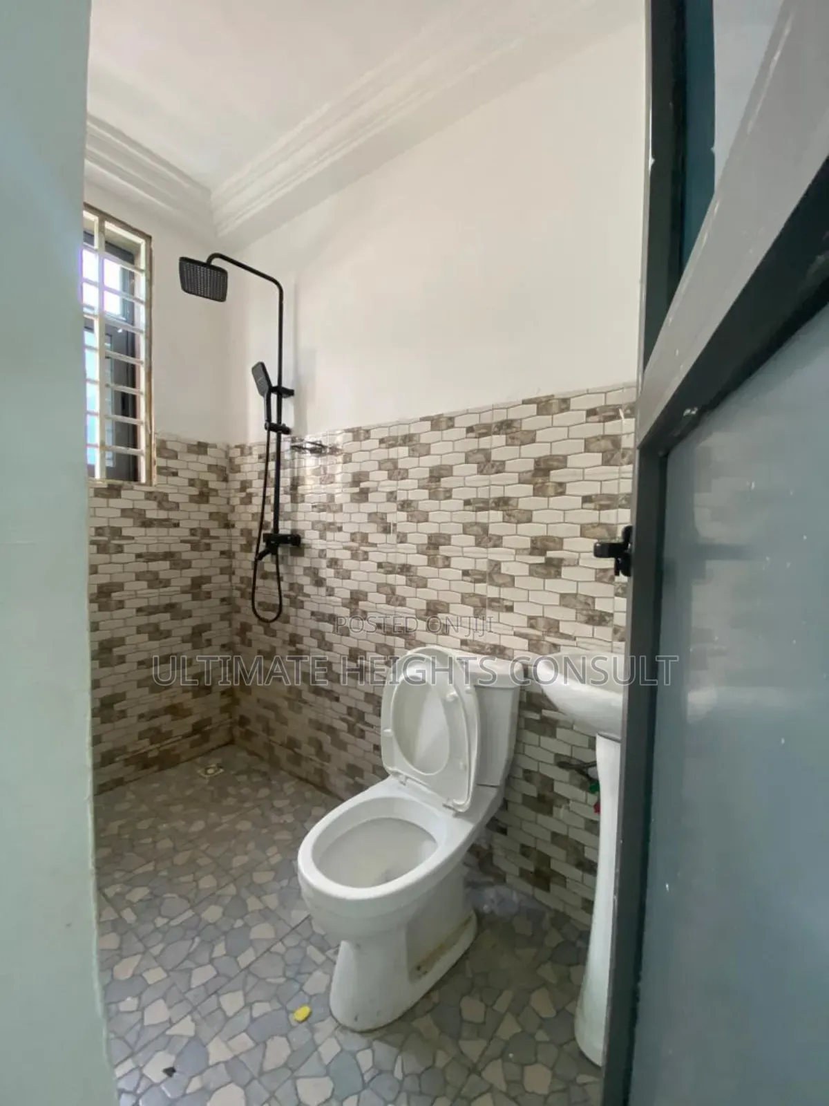 1bdrm Apartment in Race Course, Accra Metropolitan for rent