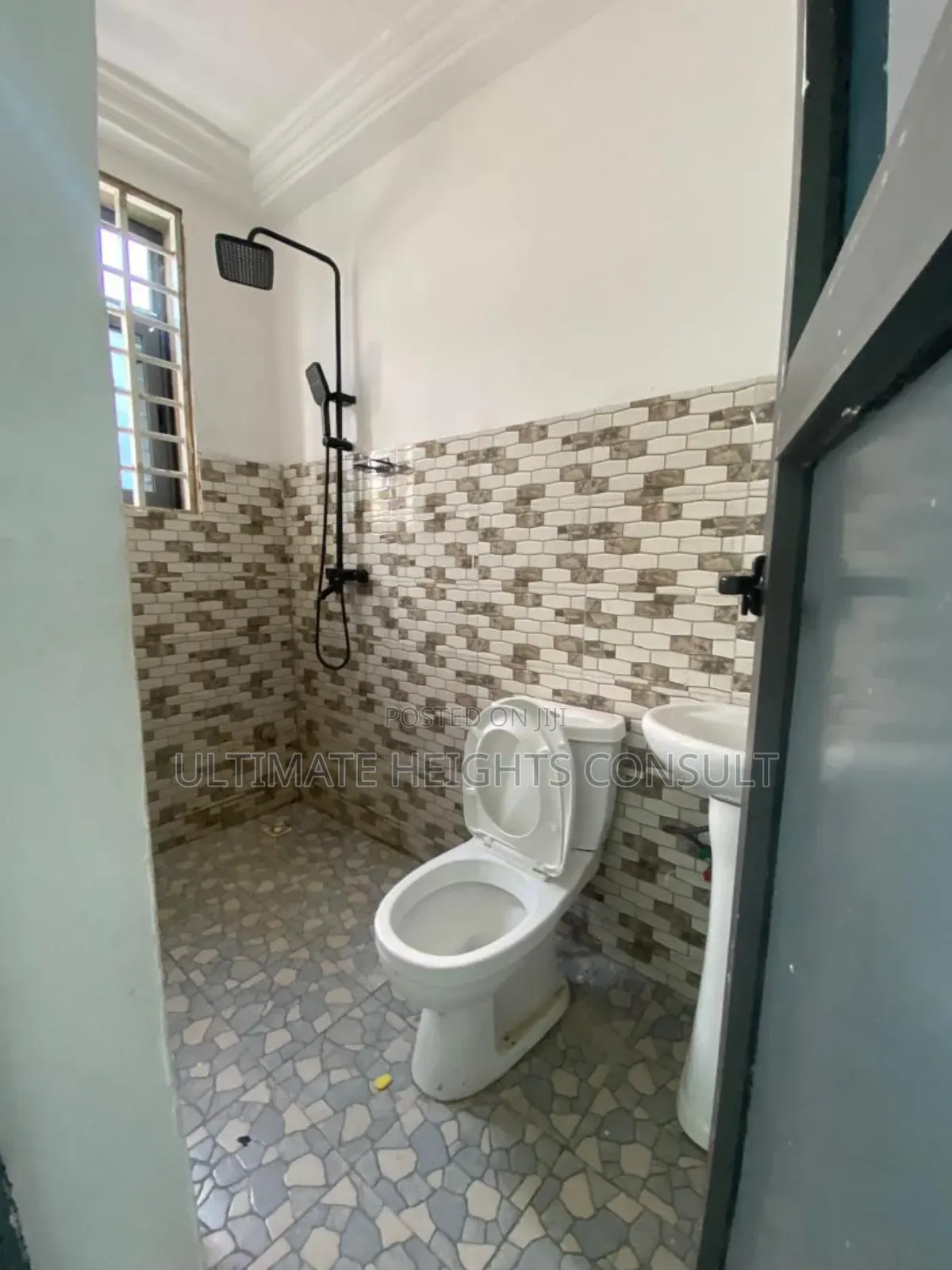 1bdrm Apartment in Race Course, Accra Metropolitan for rent