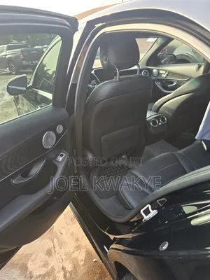 Mercedes-Benz C300 Base 4Matic Sedan AWD (2.0L 4cyl 7A) 2016 Black
