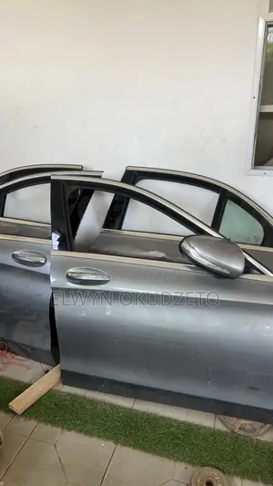 2015-2018 Mercedes C300 Doors