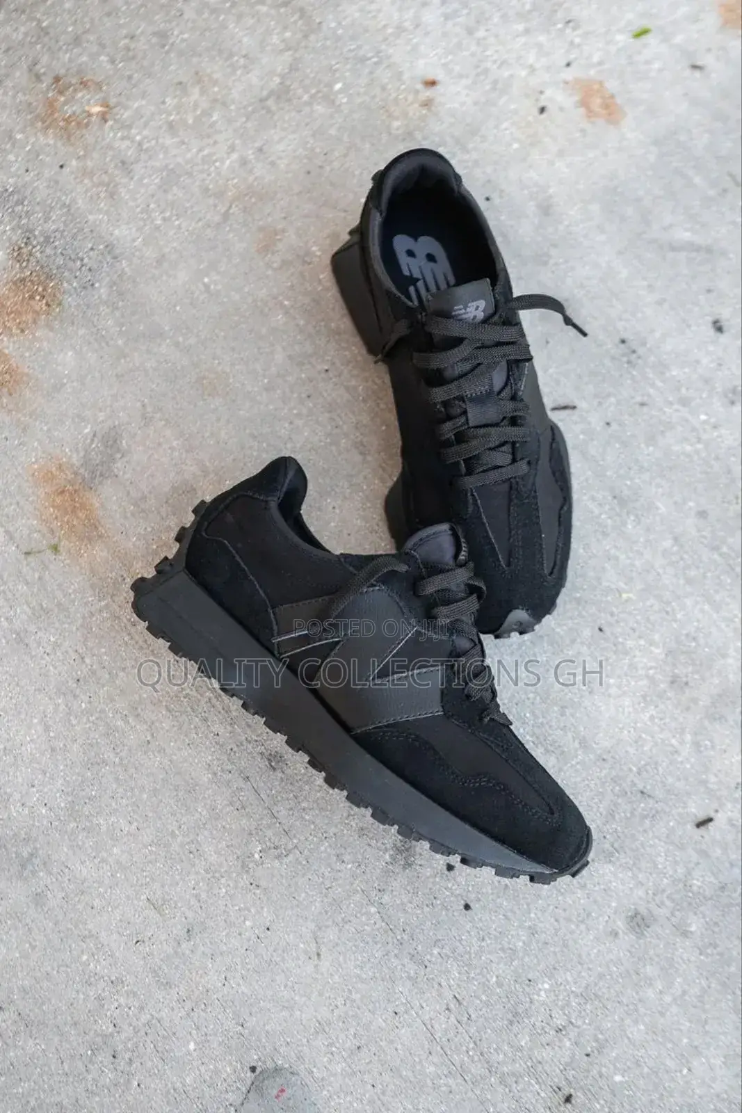 New Balance 327 Black