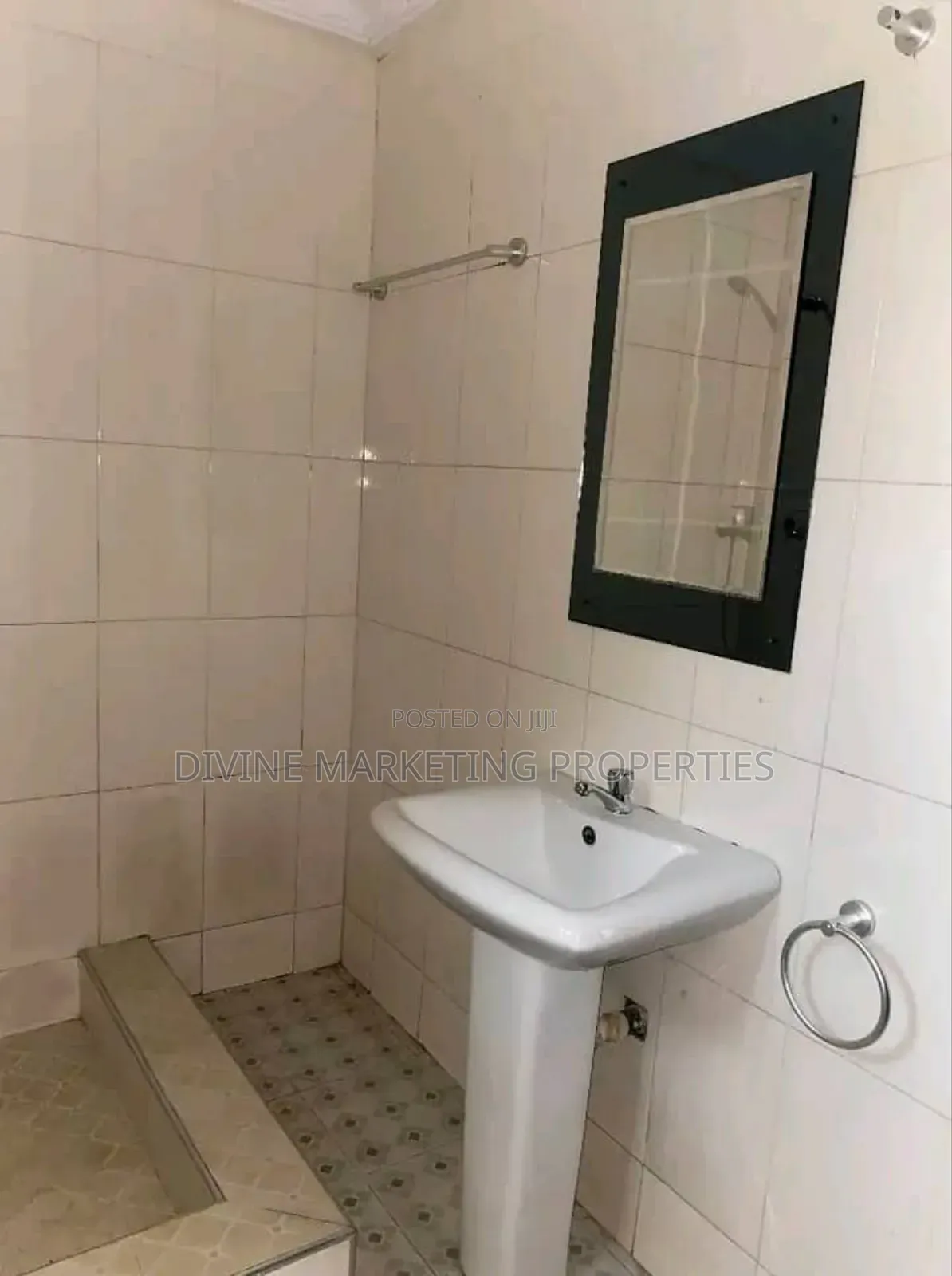4bdrm House in Dansoman for sale